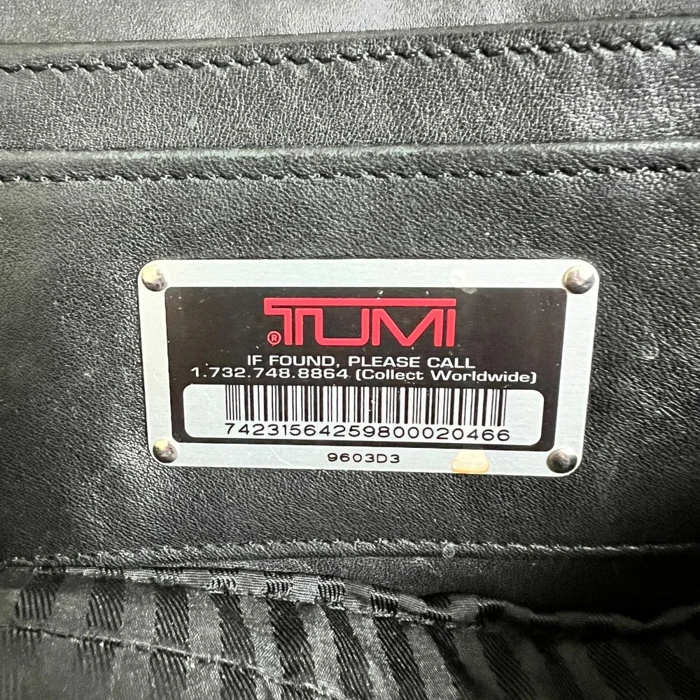 Tumi preowned initials